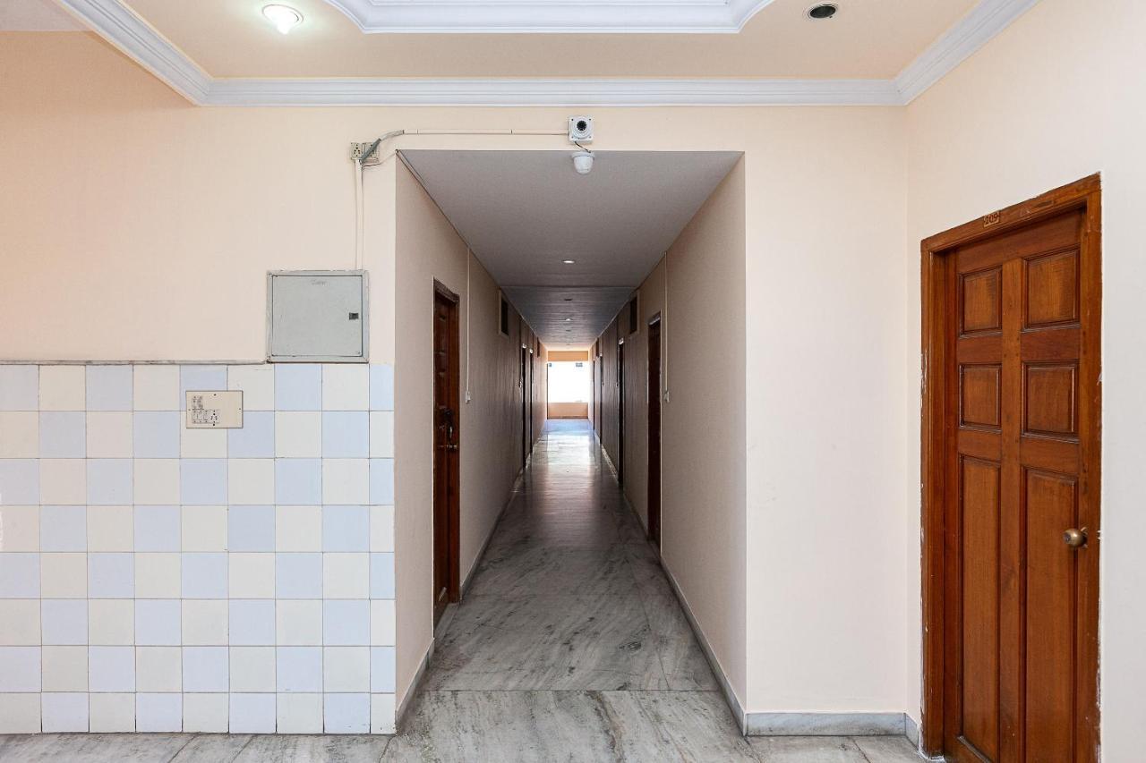 Oyo 38559 Ramana Residency Hotel Tiruvannamalai Exterior photo